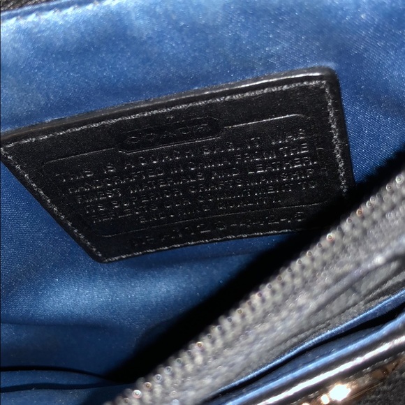 Coach Crissbody / Messenger Bag NWOT. - Picture 4 of 5